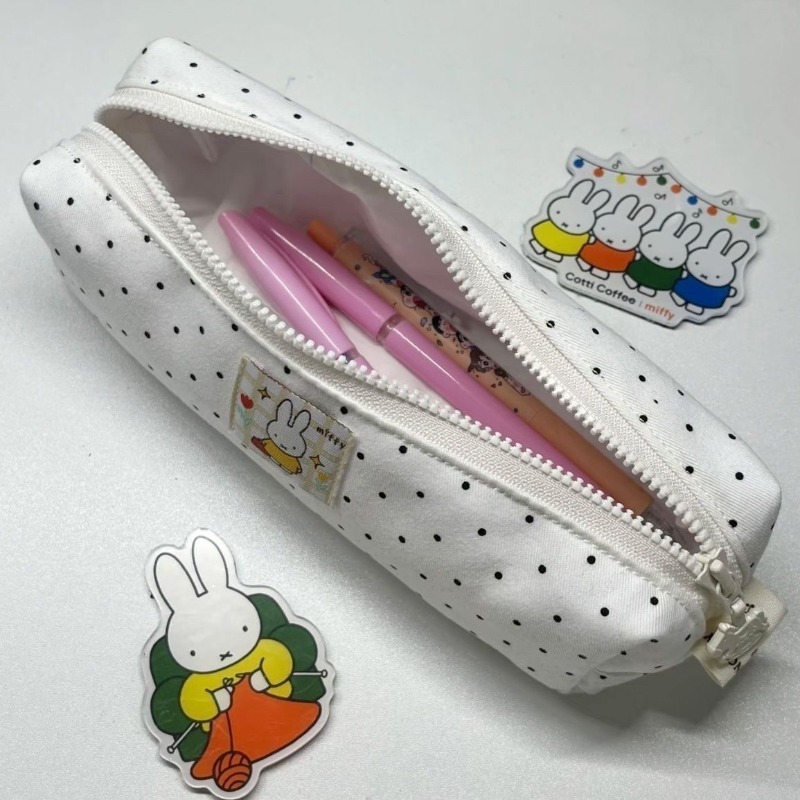Miffy Cartoon Large Capacity C - огляд і ціна Staedtler Pencil Lumocolor