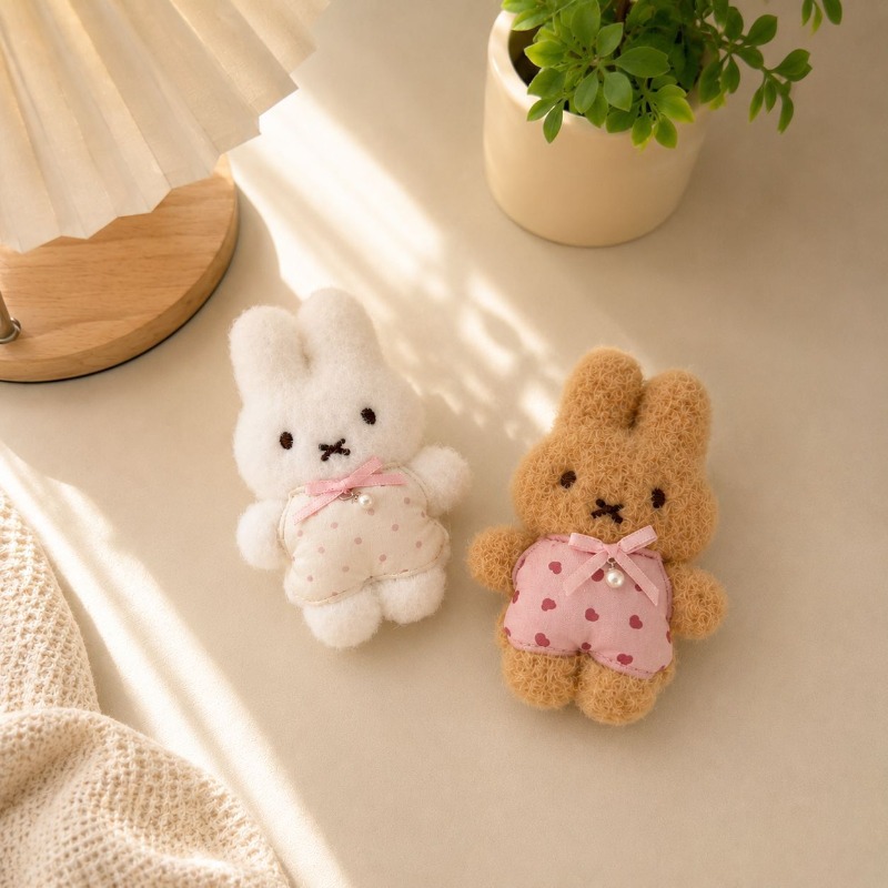 New Miffy rabbit Doll Keychain - огляд і ціна Staedtler Pencil Lumocolor